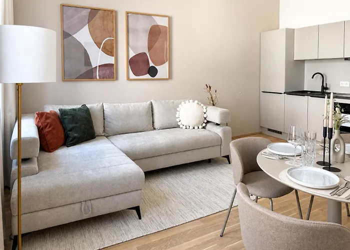 Ruhelage Im Neu Renovierten Altbau, 20 Minuten Ins Zentrum Διαμέρισμα *