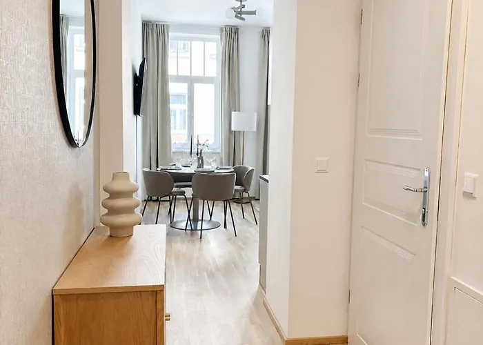 Διαμέρισμα Ruhelage Im Neu Renovierten Altbau, 20 Minuten Ins Zentrum *
