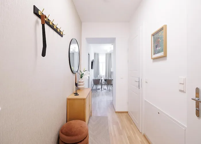 Ruhelage Im Neu Renovierten Altbau, 20 Minuten Ins Zentrum Апартаменты *