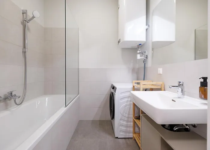 Апартаменты Ruhelage Im Neu Renovierten Altbau, 20 Minuten Ins Zentrum *
